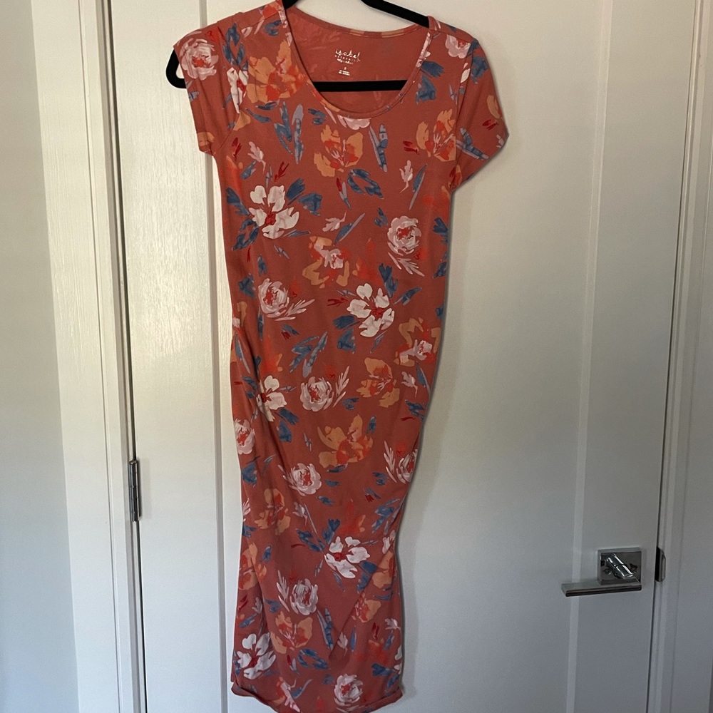 Floral maternity dress